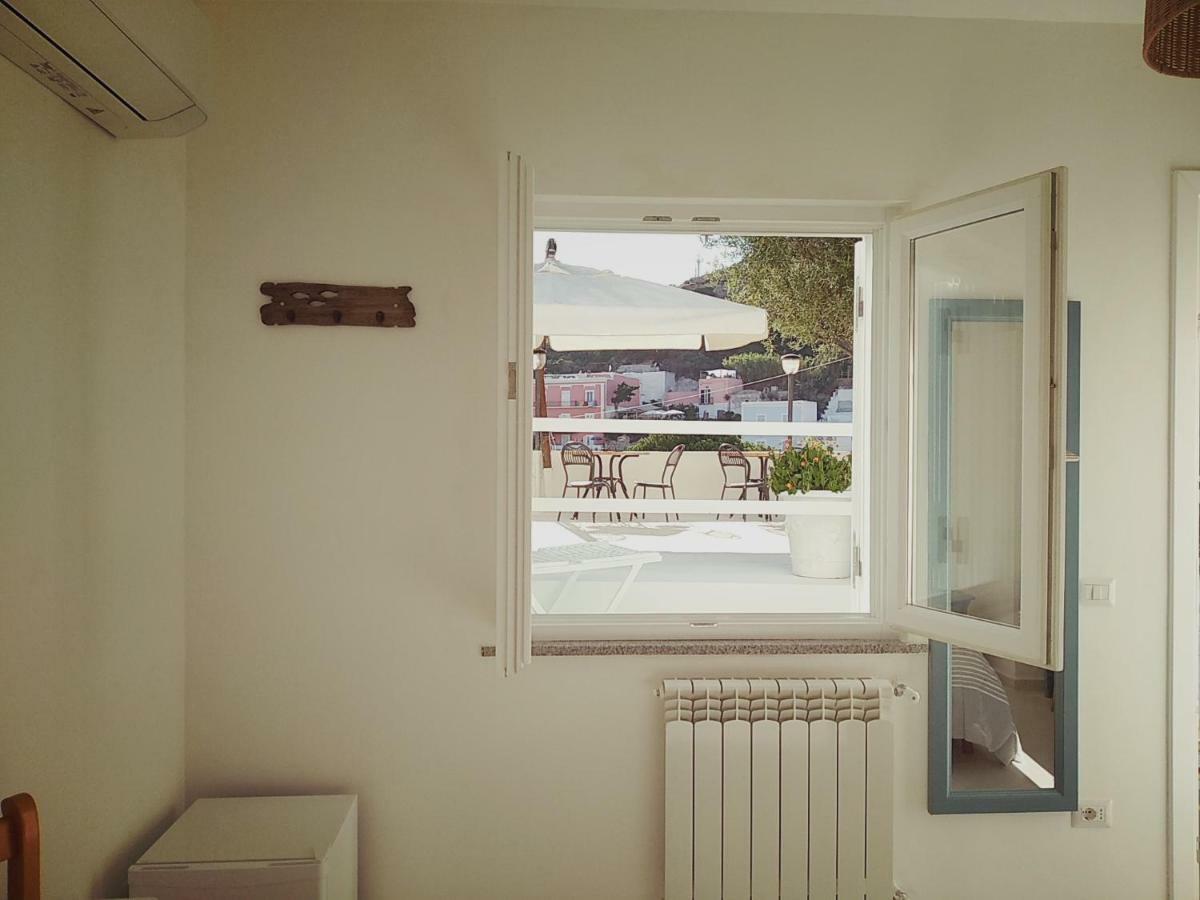 Il Capriccio Guesthouse Ponza Zewnętrze zdjęcie